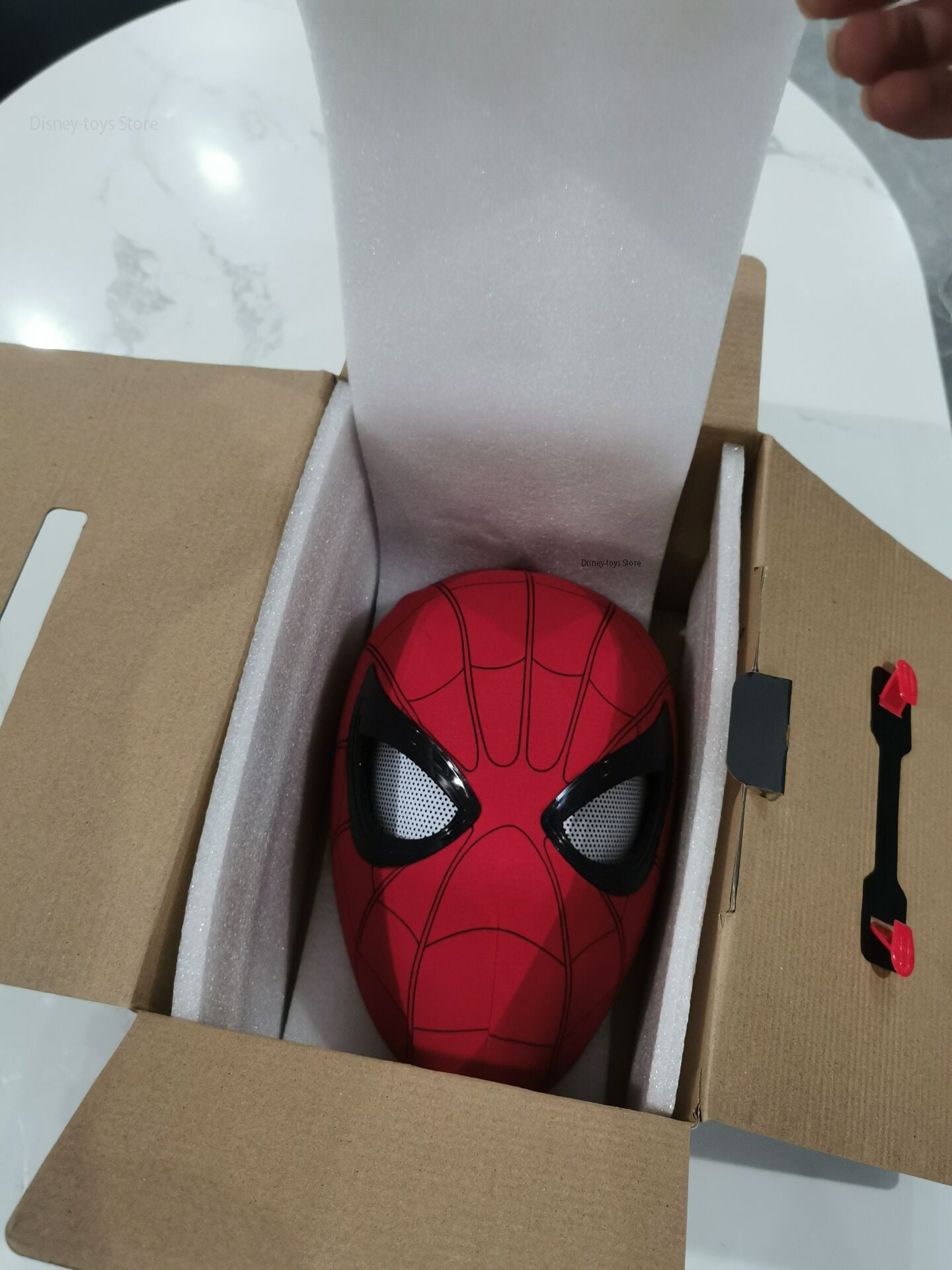 Spider-Man, Electronic Moving Eyes Headgear - Ultimate Cosplay Mask with Remote Control - Awe-Inspiring Gift for Adults and Kids